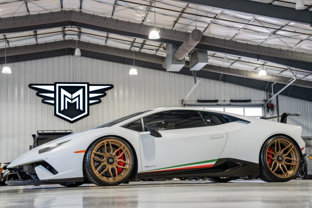 Used Car 2018 Lamborghini Huracan  Performante For Sale Under $320,000 In Boerne, Texas