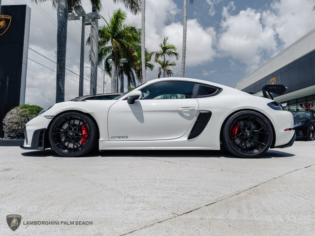 Porsche 718 Cayman