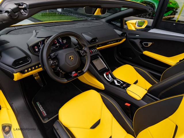 2023 Lamborghini Huracan EVO  in , 