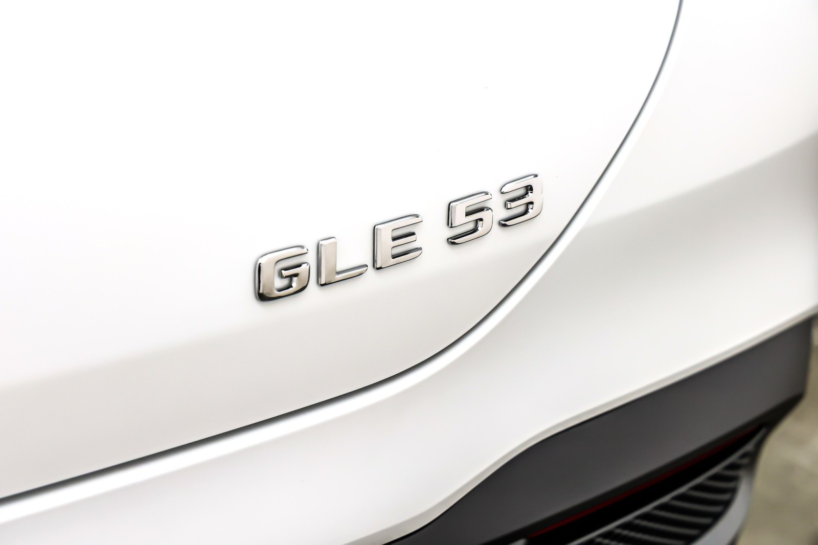 New 2026 MANUFAKTUR MOONLIGHT Mercedes-Benz AMG® GLE 53 image 9