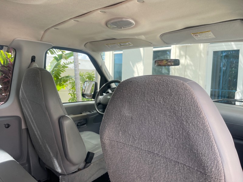 2006 Ford Econoline Wagon XLT 8 PASS LOW MILES 56328 in ,