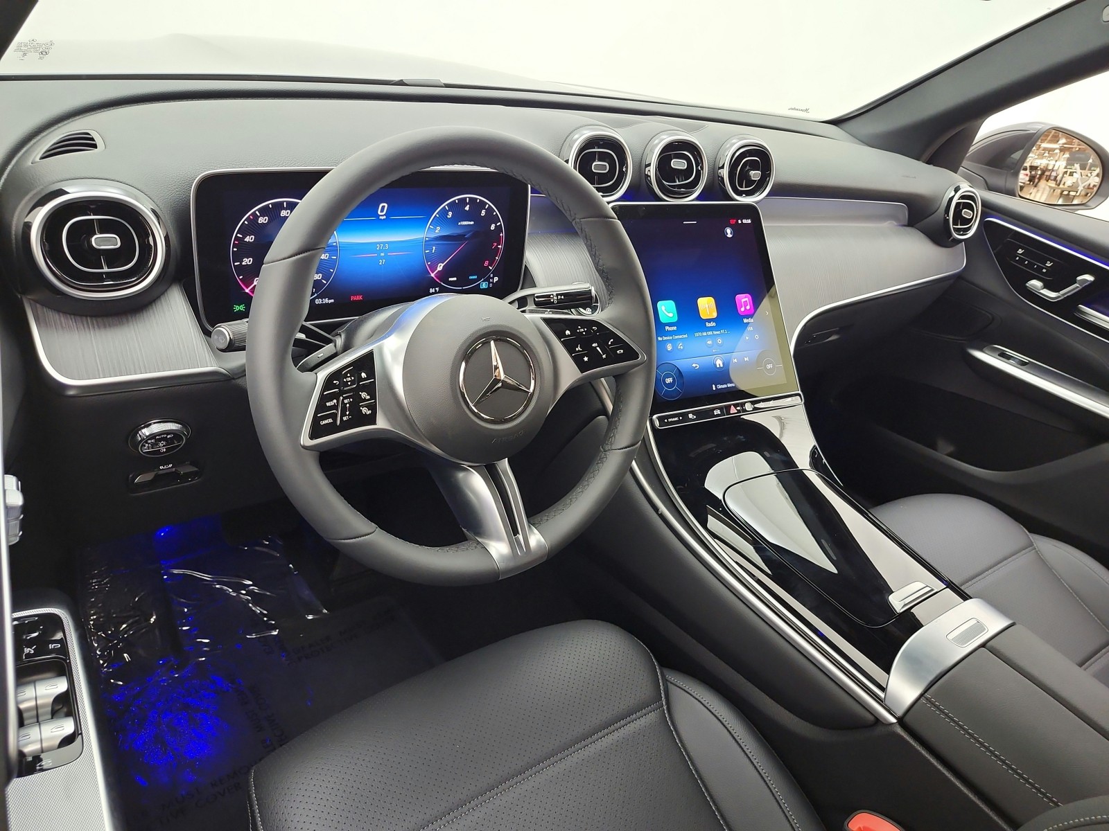 New 2026 Graphite Grey Metallic Mercedes-Benz GLC 300 SUV image 9