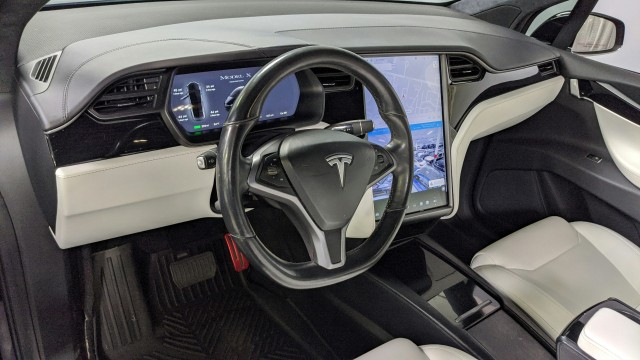 2019 Tesla Model X 75D 23