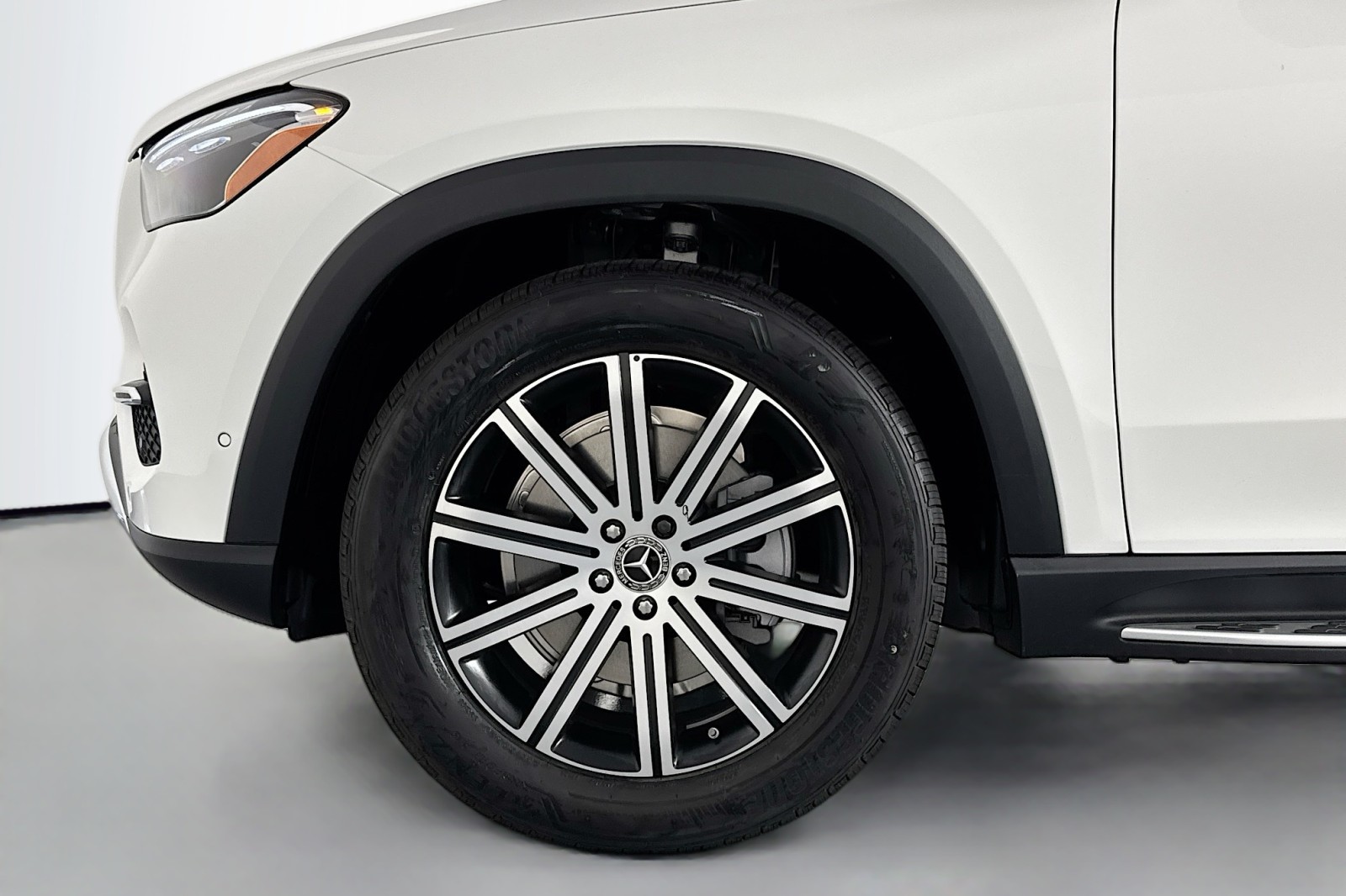 New 2026 Polar White Mercedes-Benz GLE 350 SUV image 10