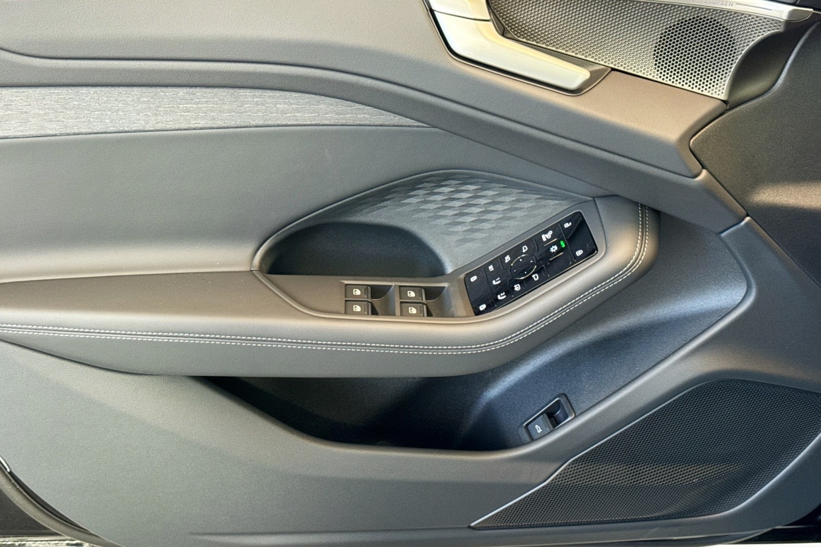 New 2026 MIDNIGHT GREEN Audi Prestige quattro image 15