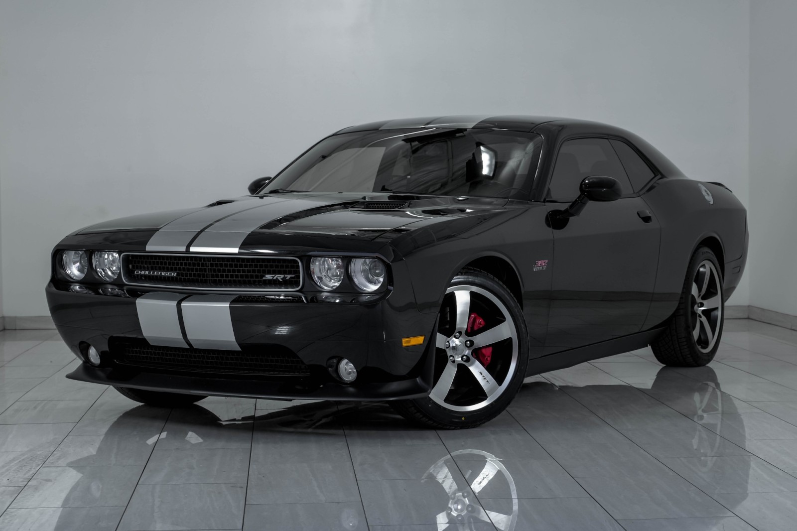 2012 Dodge Challenger SRT8 392 HEMI NAVIGATION HARMAN KARDON LEATHER HEA 4