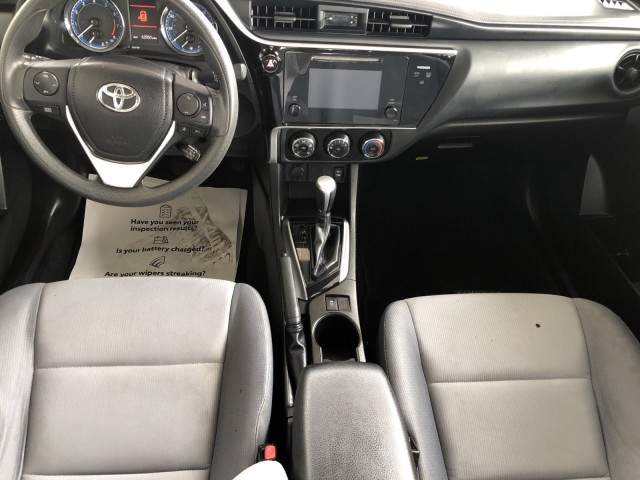 2017 Toyota Corolla L 10