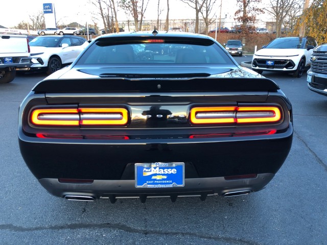 2017 Dodge Challenger SXT Plus 6