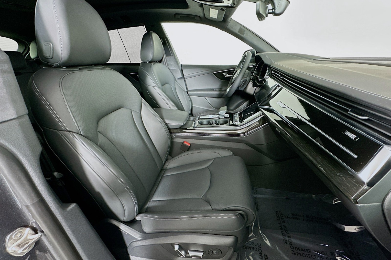 New 2026 Daytona Gray Pearl Effect Audi Prestige image 8