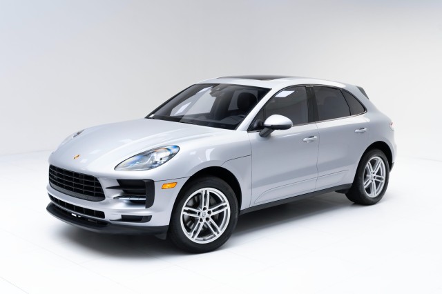 2020  Macan  in , 