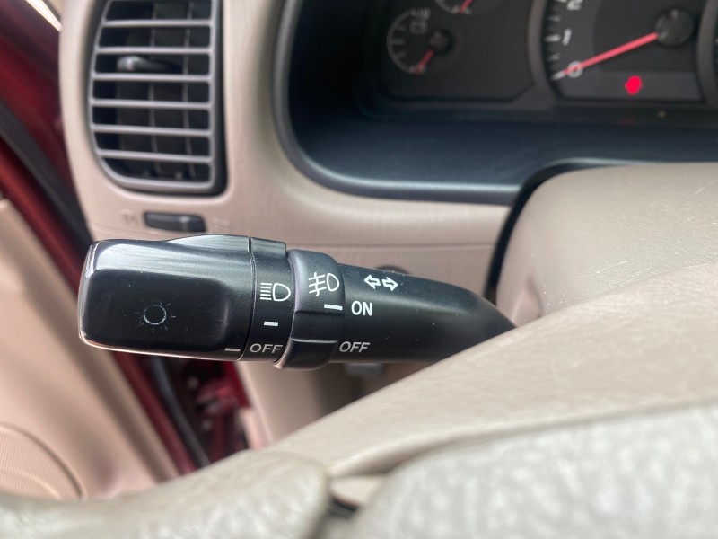 2006 Toyota Tundra SR5 4 DR CREW LOW MILES 93,838 in ,