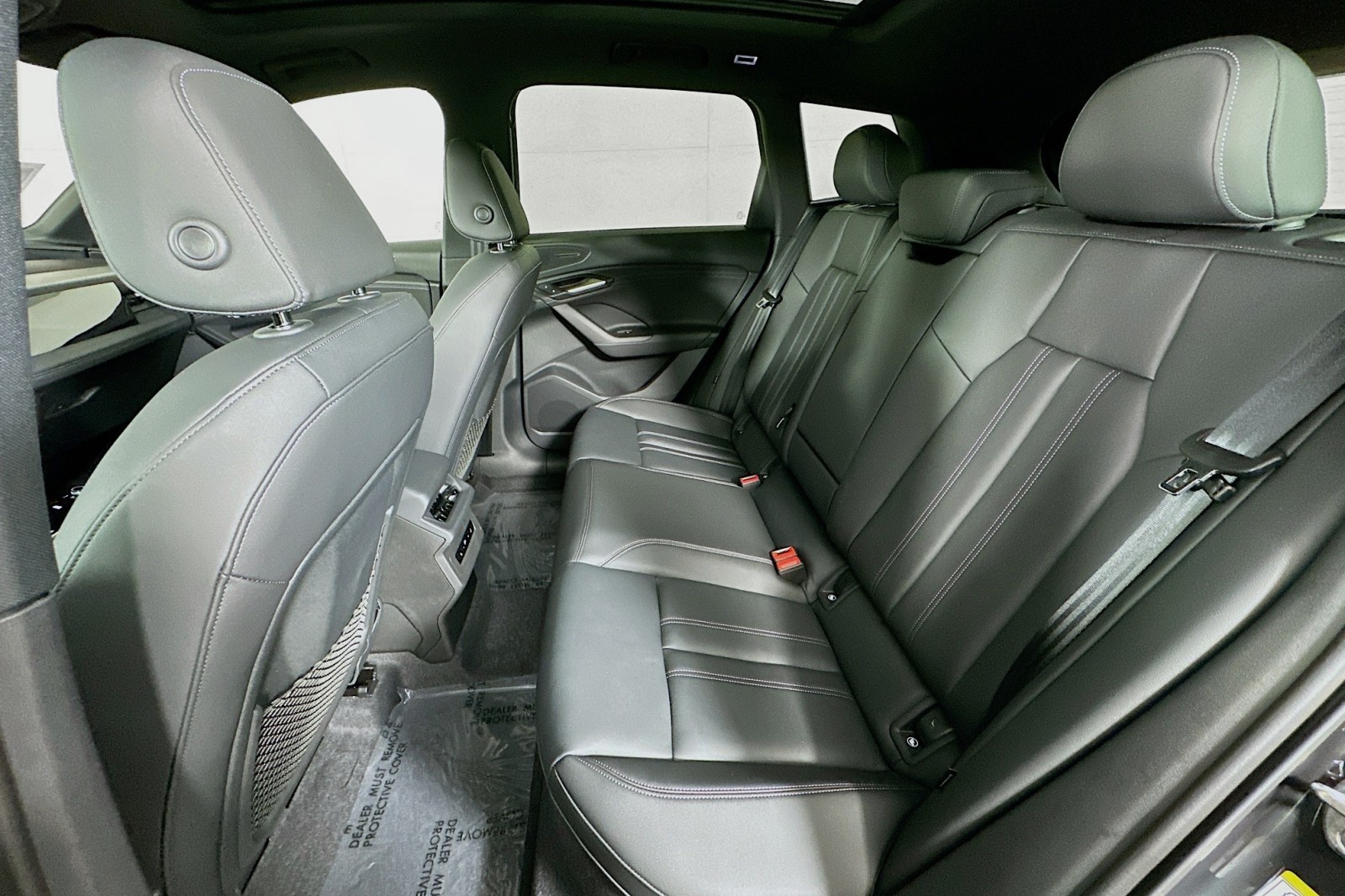 New 2027 Manhattan Gray Metallic Audi Premium image 9