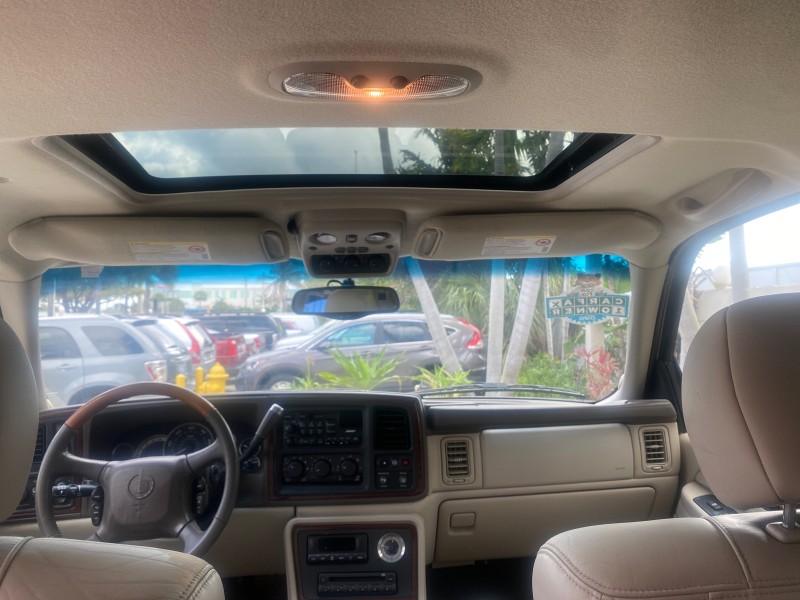 2002 Cadillac Escalade LOW  MILES 67,881 1 OWNER in , 