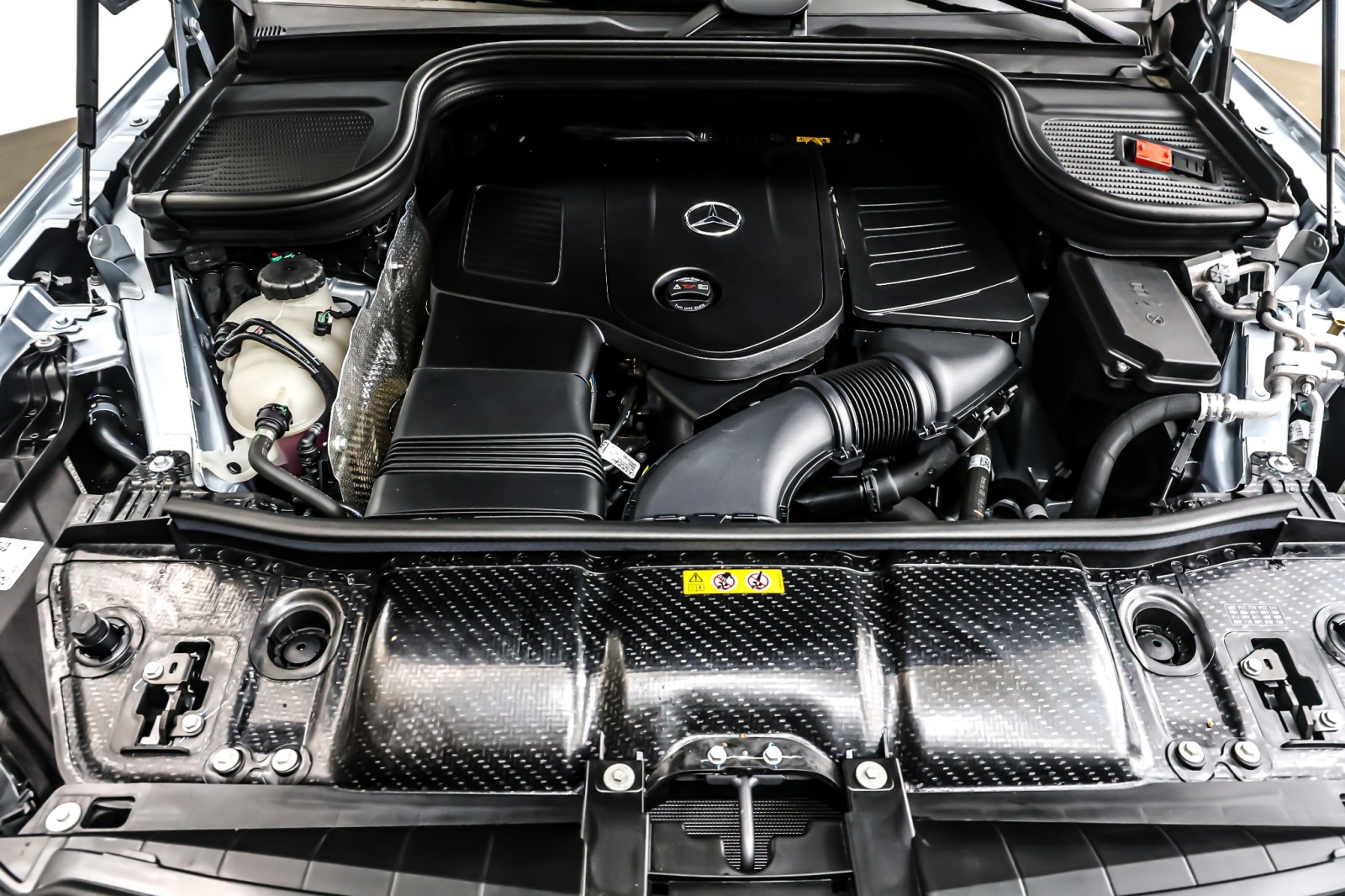 New 2025 Cirrus Silver Metallic Mercedes-Benz GLE 450e image 11