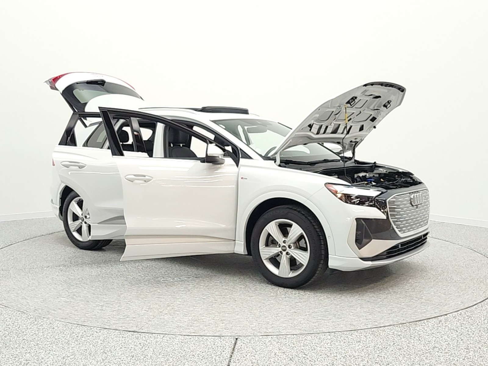 Used 2024 Glacier White Metallic Audi Premium Plus 55 quattro image 10