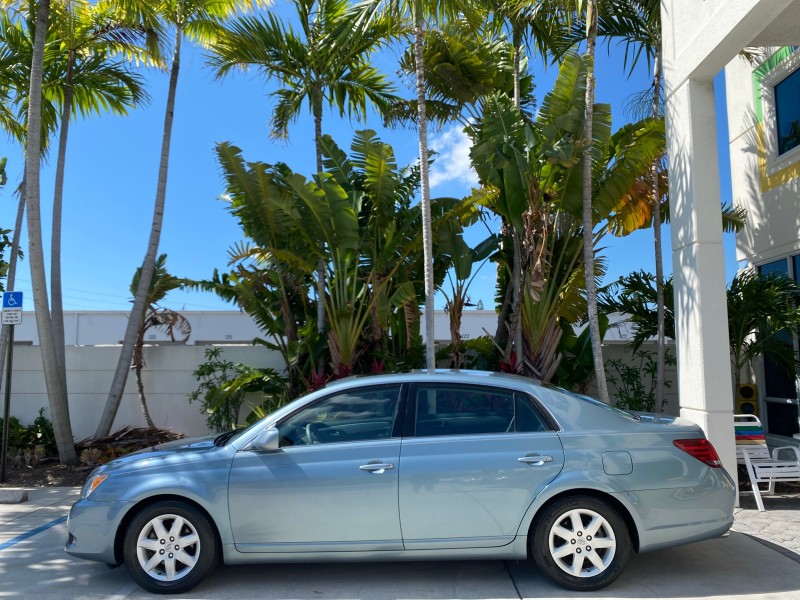 2008 Toyota Avalon XL  SUNROOF 1 OWNER LOW MILES 39,358 in , 