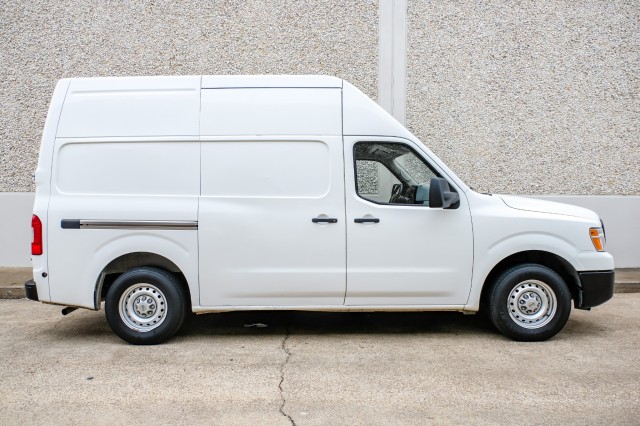 2019 Nissan NV Cargo S 8