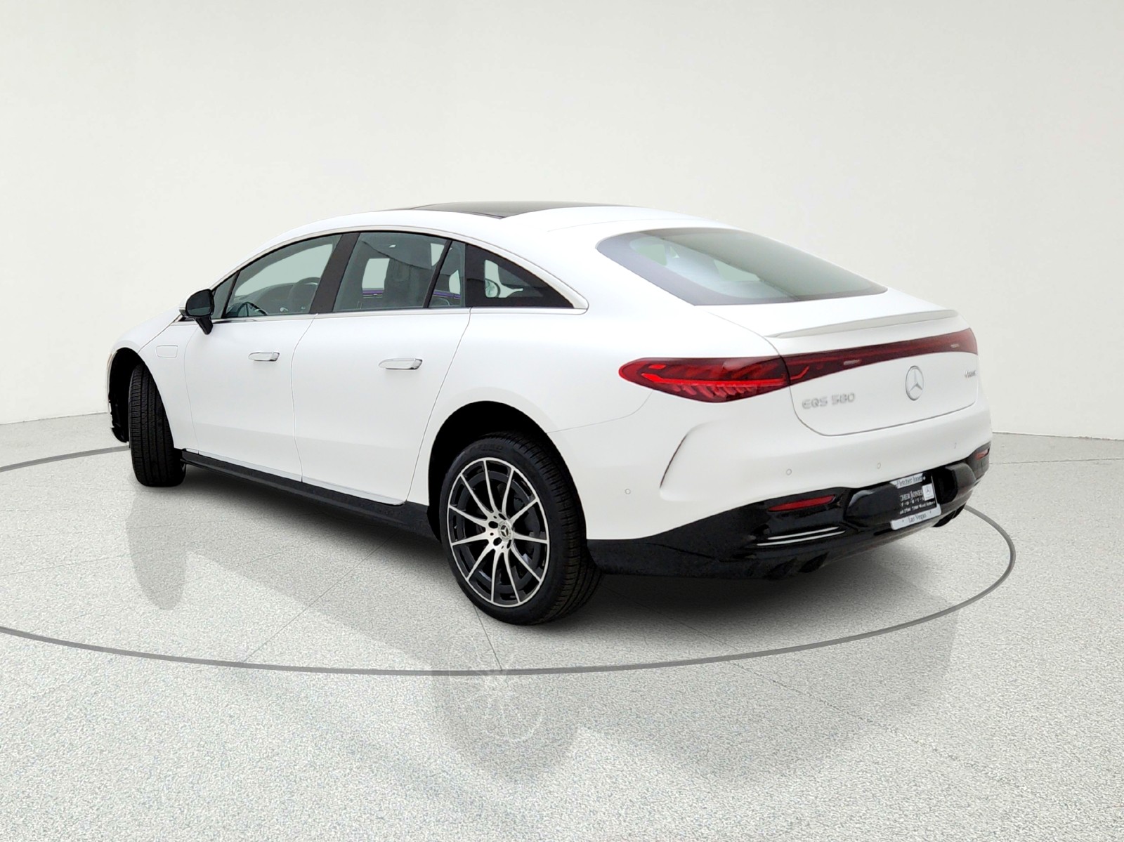 New 2026 MANUFAKTUR Signature Moonlight White Magno Mercedes-Benz EQS 580 4MATIC® Sedan image 12