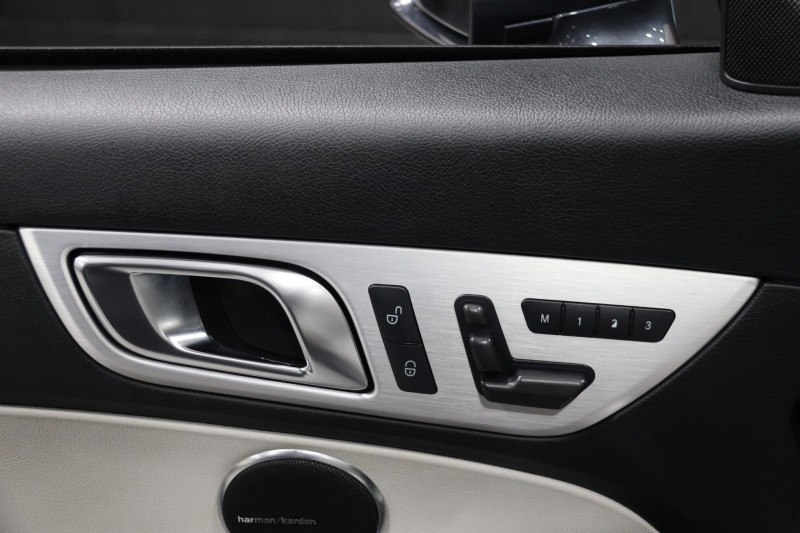 2013 Mercedes-Benz SLK 250 AMG Sport 2dr Roadster in ,