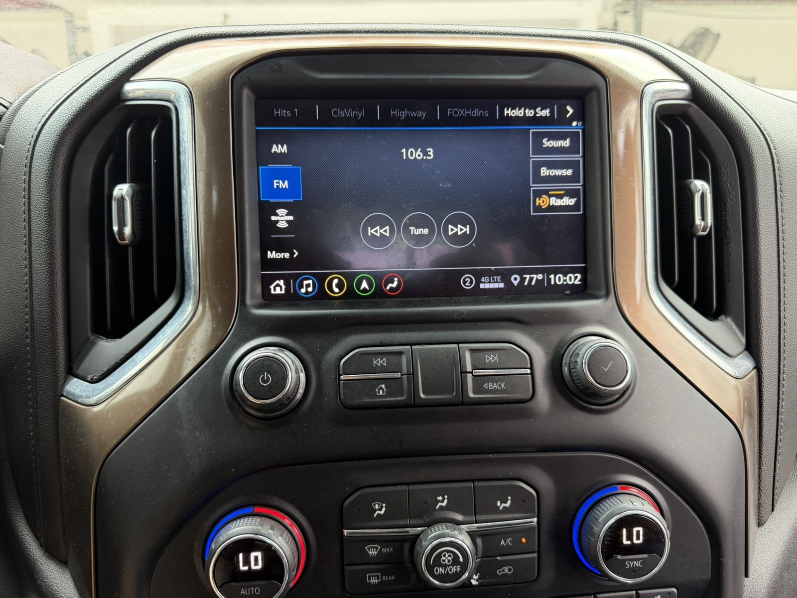 2020 Chevrolet Silverado 1500 - $41,977