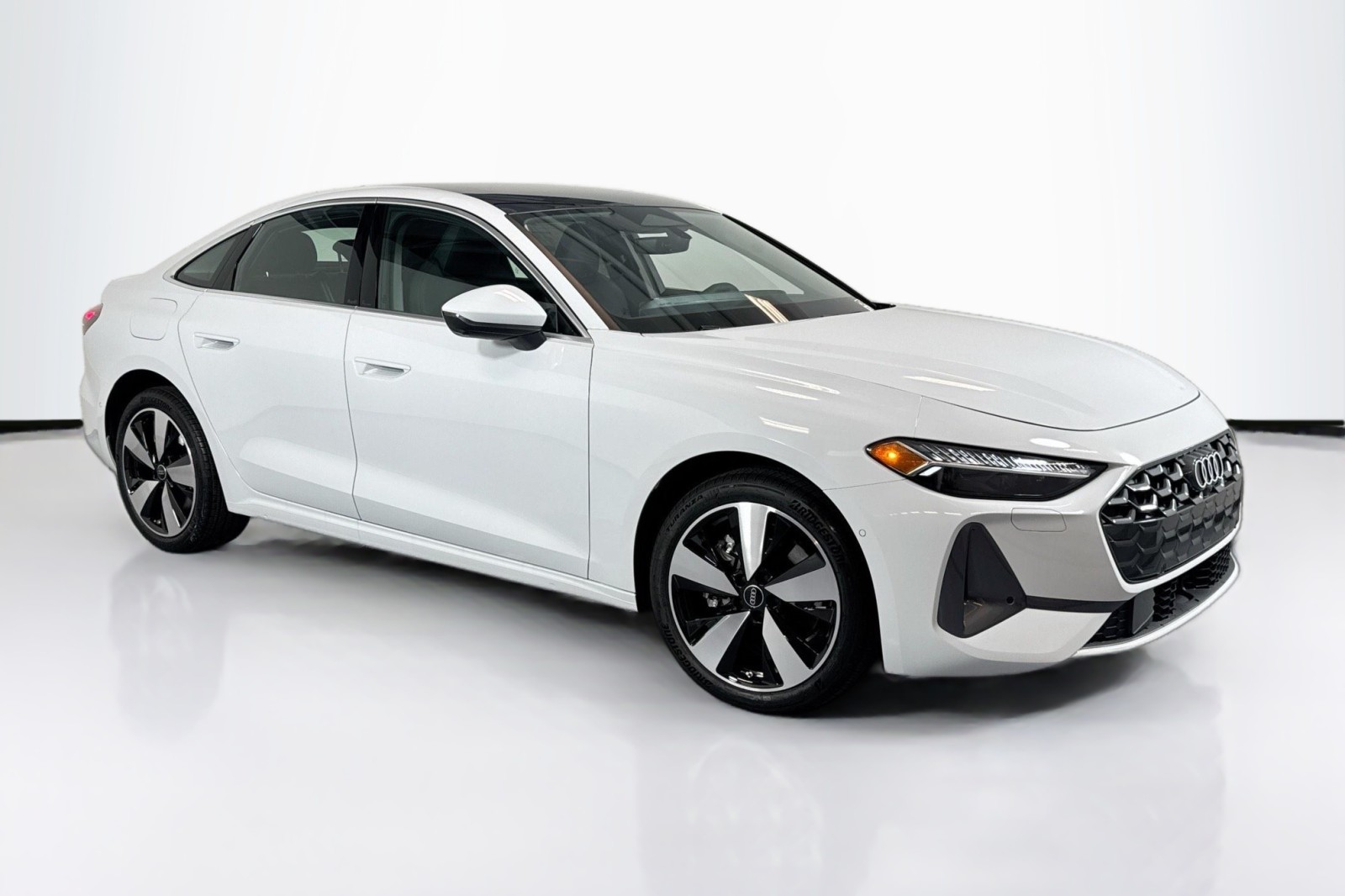 New 2025 Glacier White Metallic Audi Premium Plus 2.0 TFSI quattro image 3