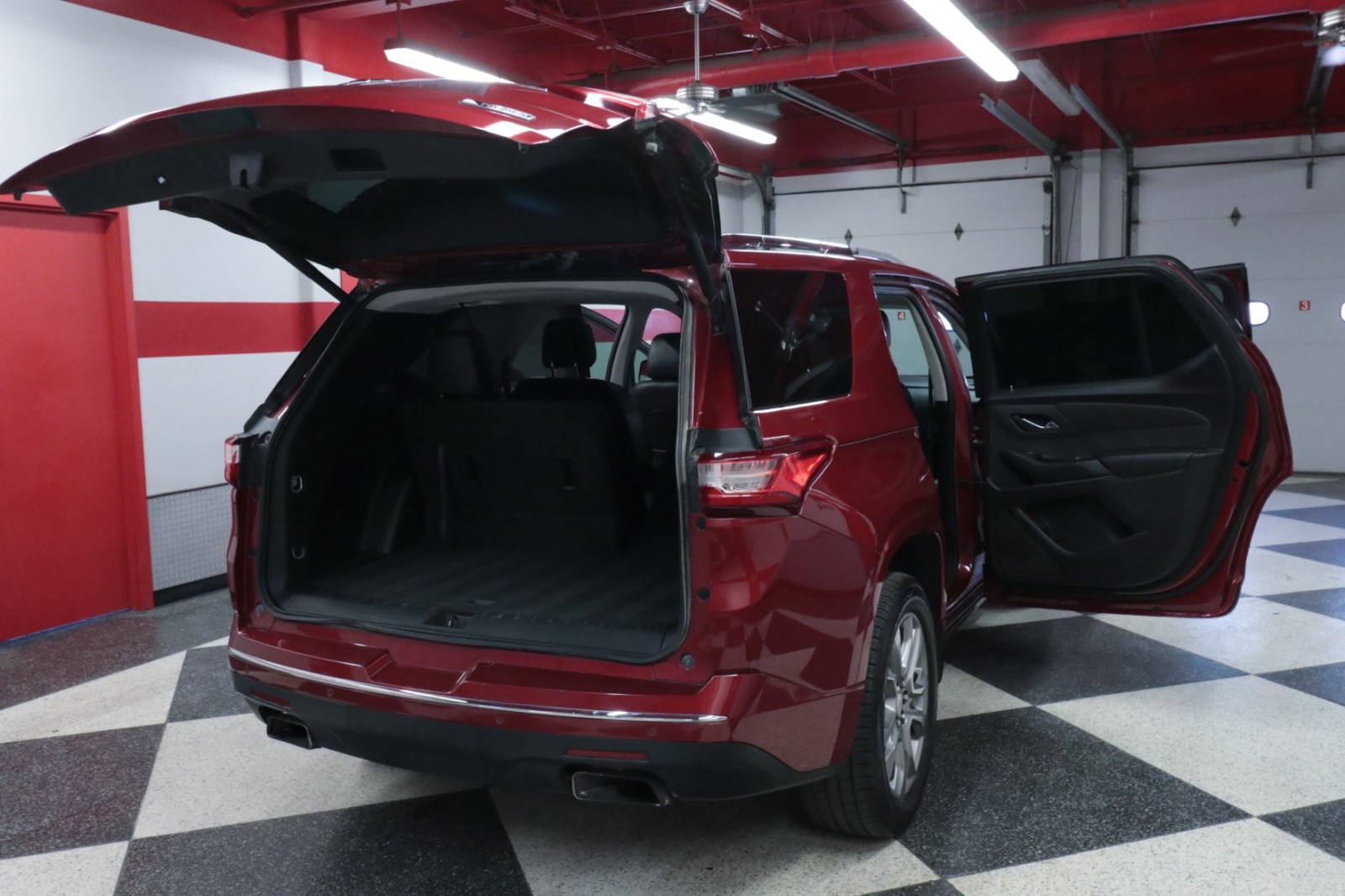 Used Car 2018 Chevrolet Traverse  Premier For Sale Under $20,000 In Austin, Texas