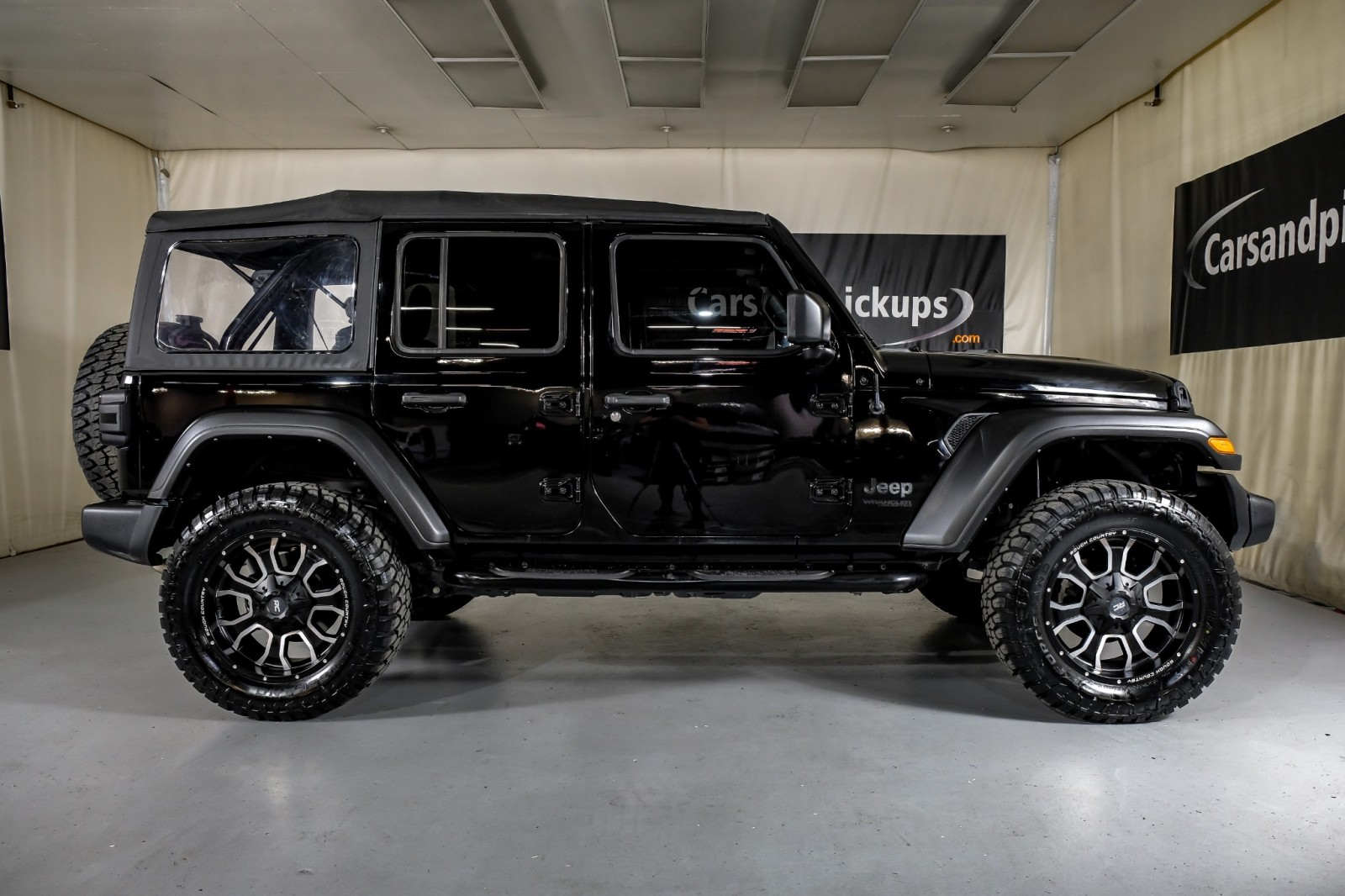 2022 Jeep Wrangler Unlimited Sport 5