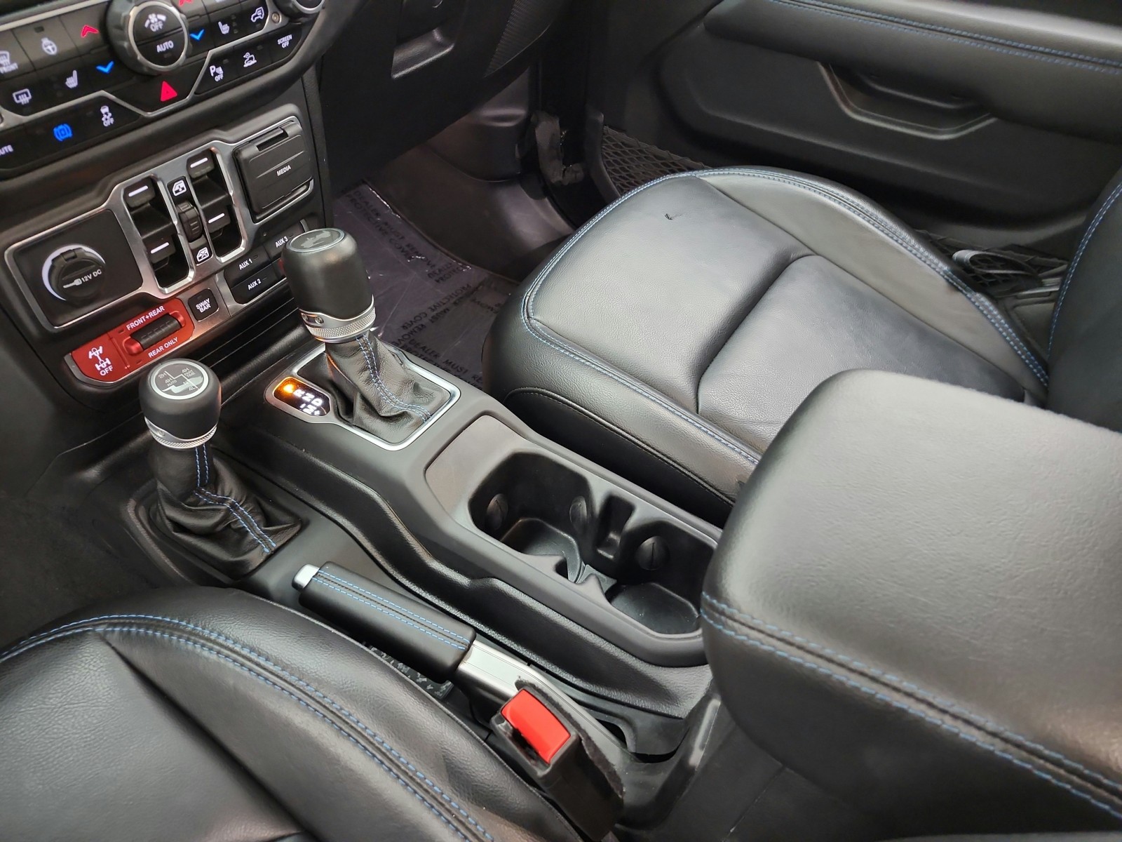 Used 2021 Black Clearcoat Jeep Unlimited Rubicon 4x4 image 11