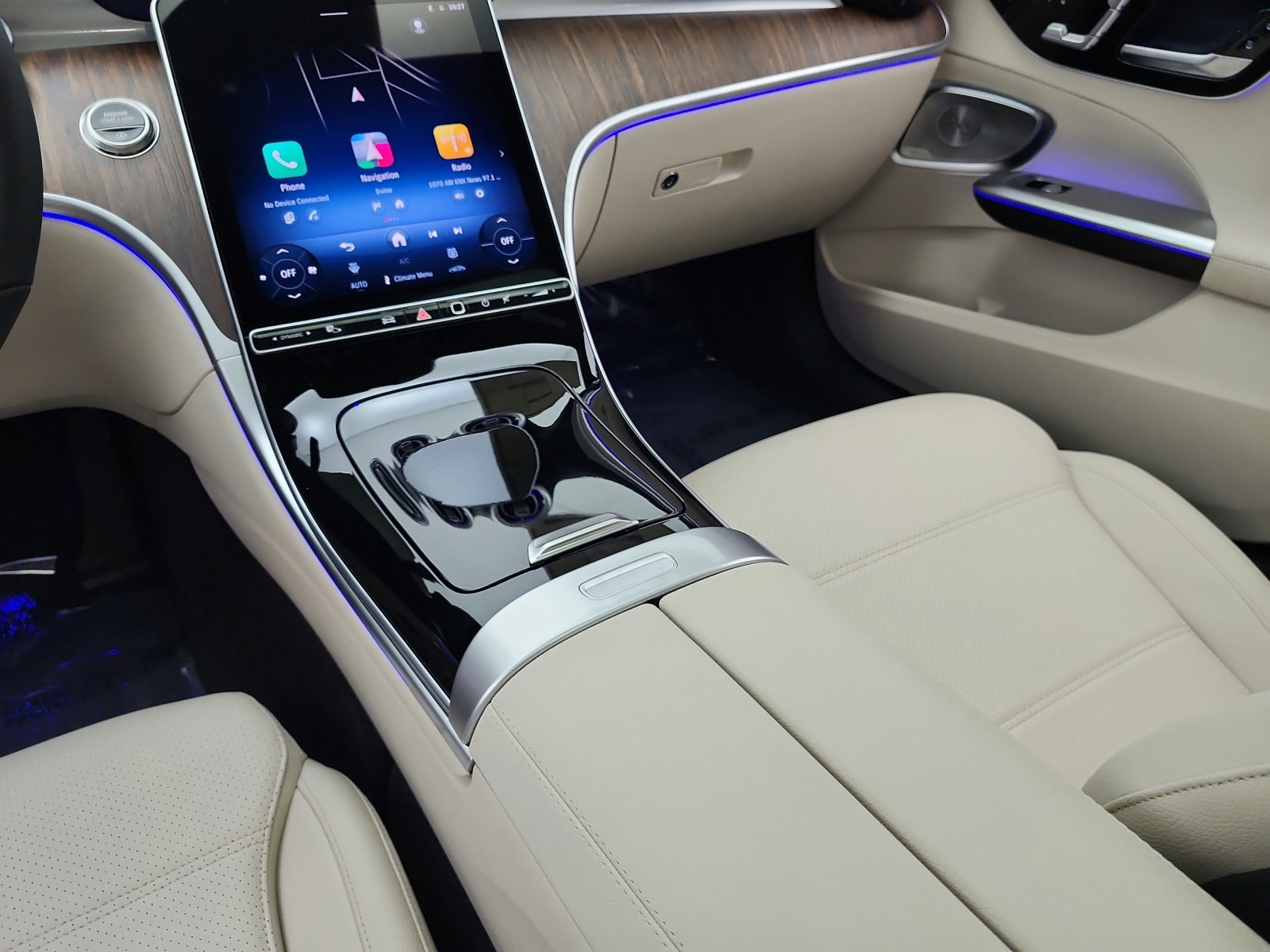 New 2026 Polar White Mercedes-Benz C 300 image 11