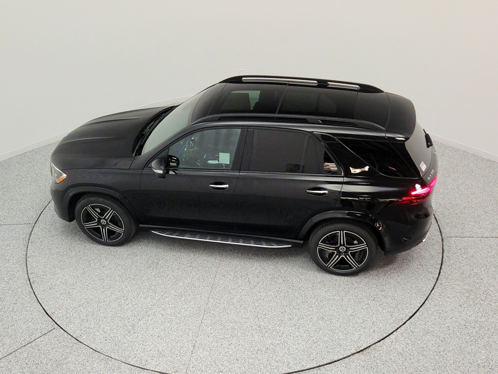 New 2026 Obsidian Black Metallic Mercedes-Benz GLE 350 SUV image 23