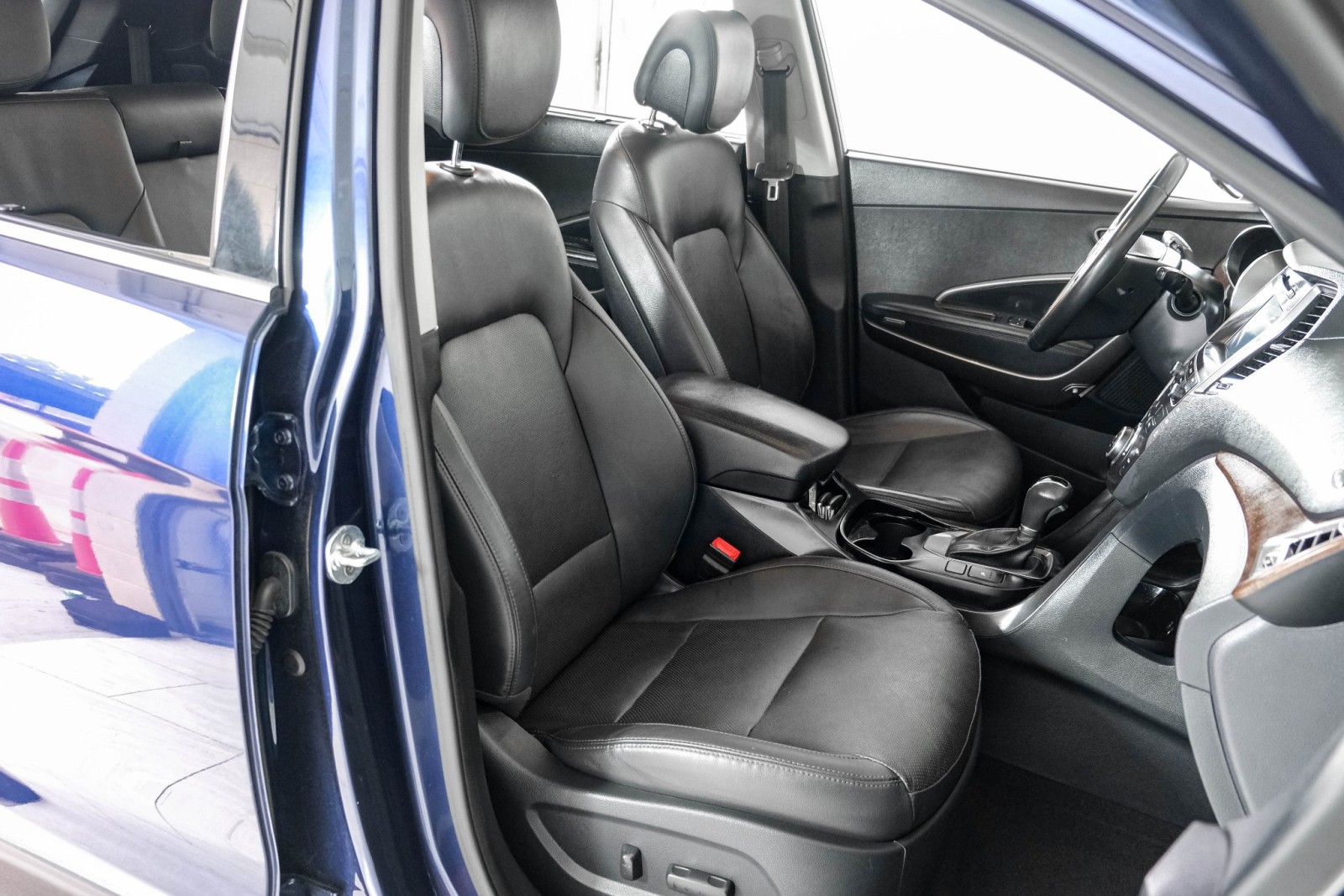 2017 Hyundai Santa Fe SE AWD BLIND SPOT ASSIST LEATHER HEATED SEATS REAR 40