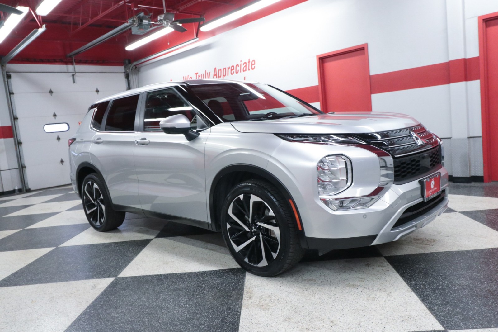 Used Car 2024 Mitsubishi Outlander  Se For Sale Under $25,000 In Austin, Texas