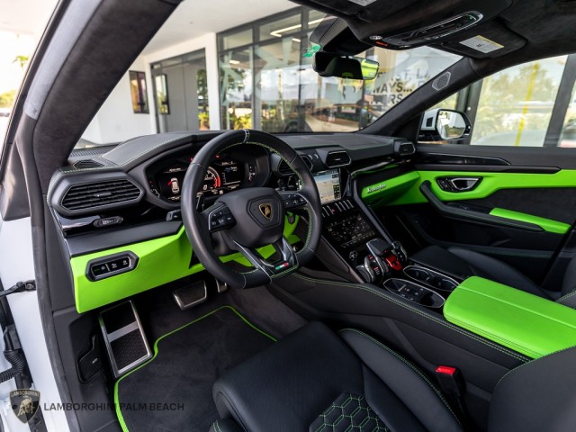 2021 Lamborghini Urus  in , 