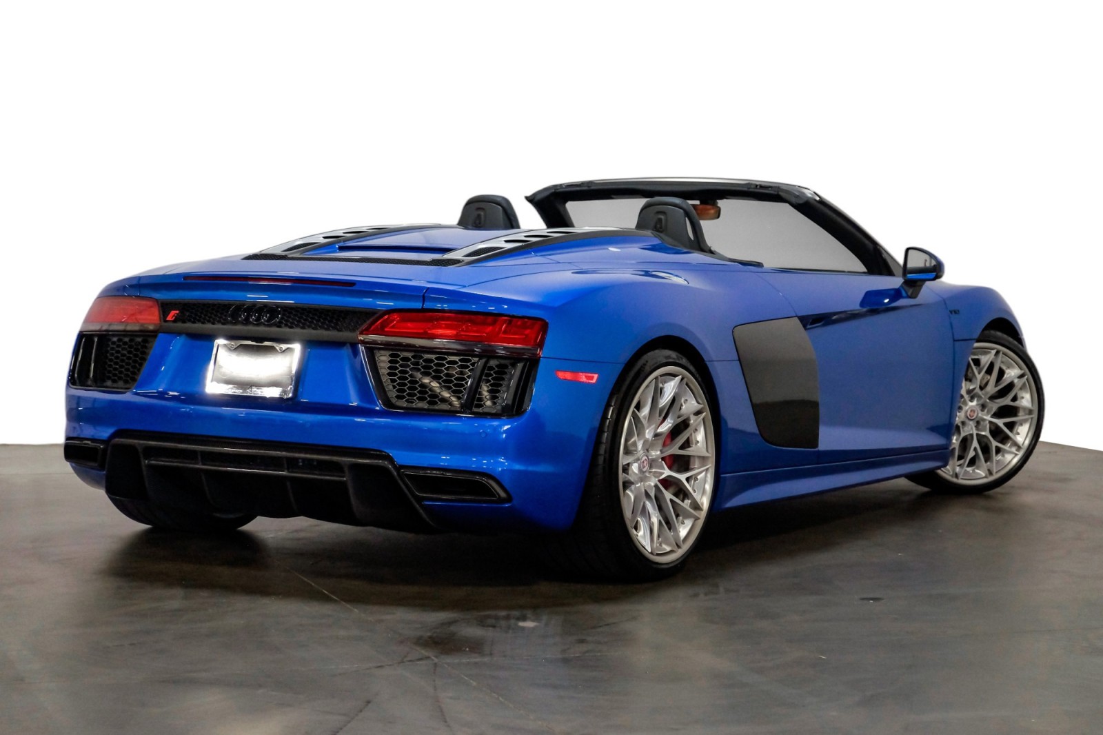 2017 Audi R8 Spyder V10 quattro AWD HREAlloys CarbonPkg DynamicSteering FullLthr 11