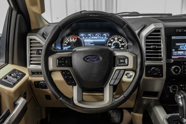 2015 Ford F-150 Lariat 15