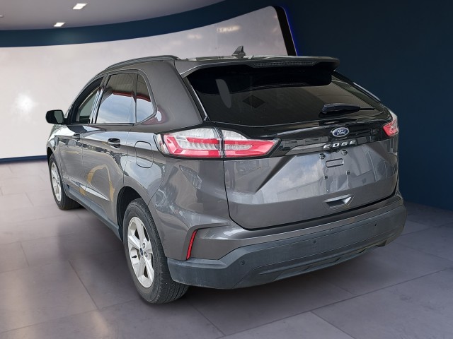 2021 Ford Edge SE 3