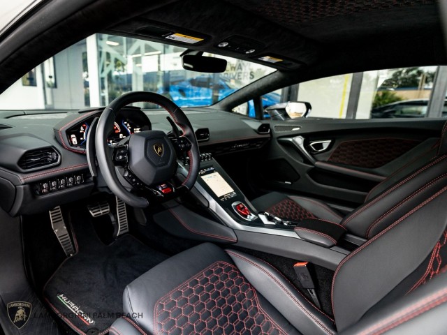 2022 Lamborghini Huracan EVO  in , 