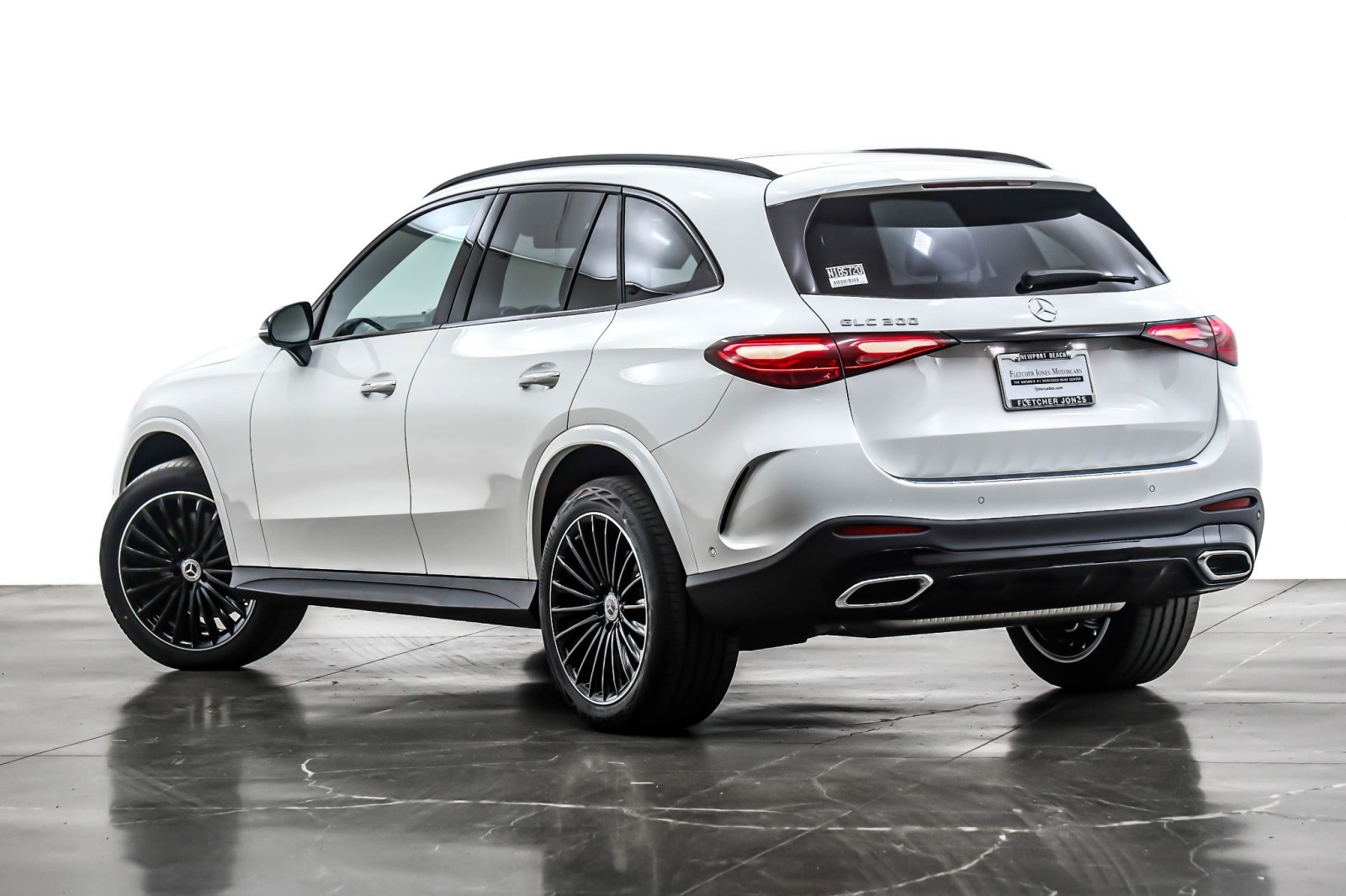 New 2026 Polar White Mercedes-Benz GLC 300 SUV image 12