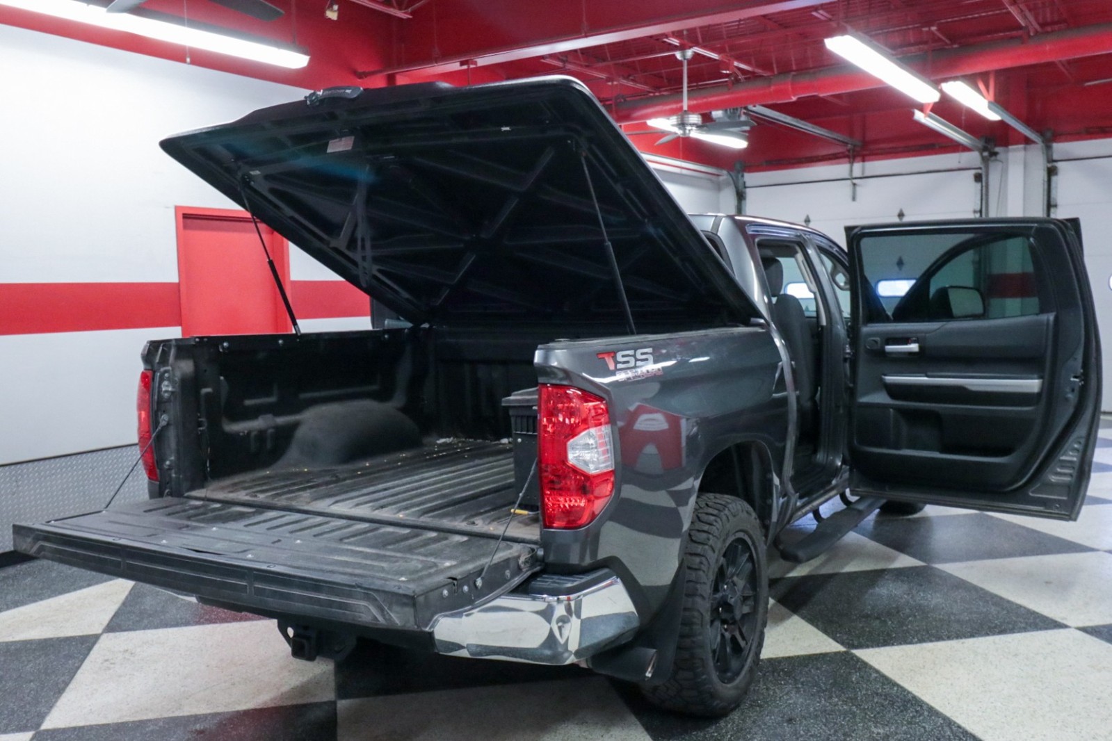 Used Car 2021 Toyota Tundra 4wd  Sr5 For Sale Under $40,000 In Austin, Texas