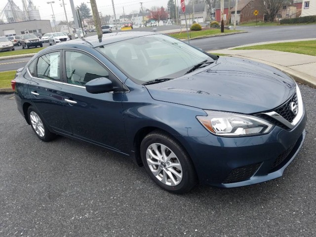 2016-Nissan-Sentra-SV 2016-Nissan-Sentra-SV
