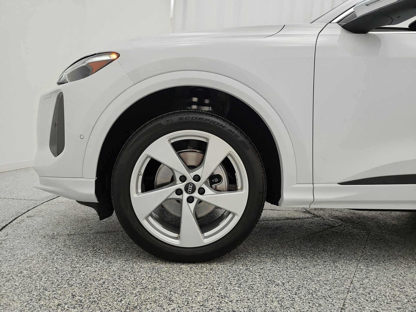 Used 2025 Glacier White Metallic Audi Premium Plus image 18