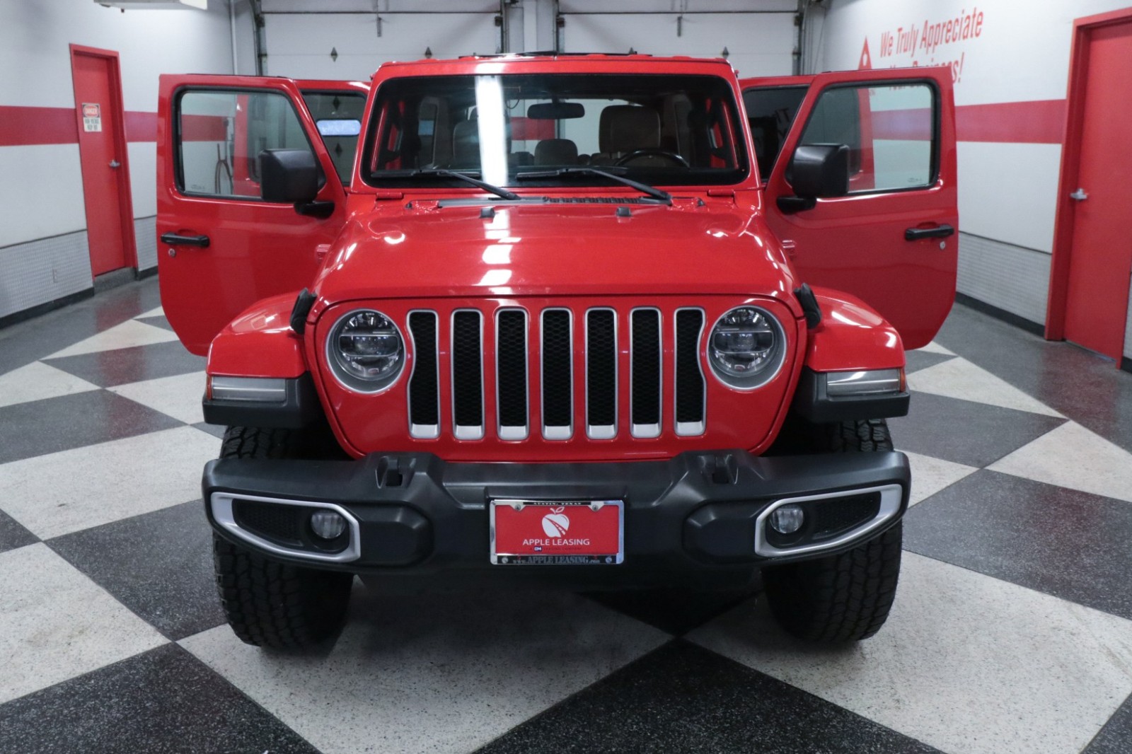 Used Car 2018 Jeep Wrangler Unlimited  Sahara For Sale Under $25,000 In Austin, Texas