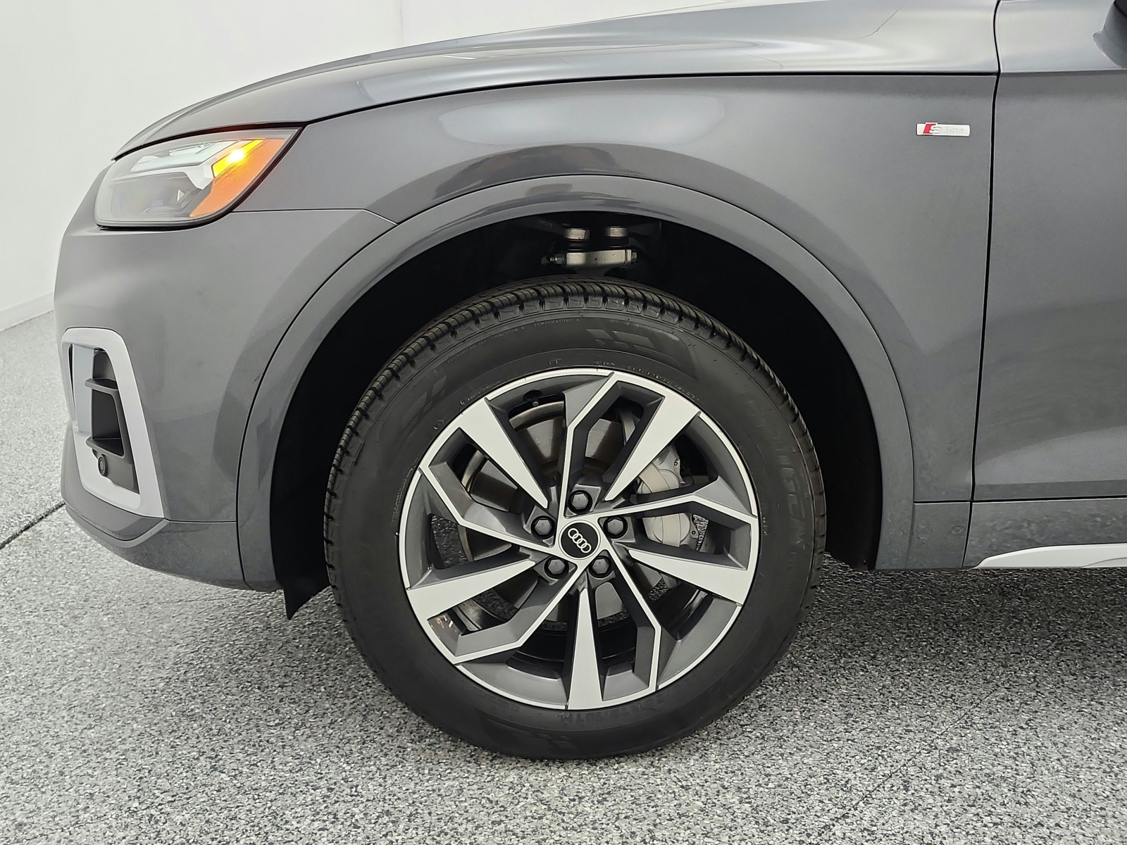 Used 2023 Daytona Gray Pearl Effect Audi S line Premium Plus 45 TFSI quattro image 32
