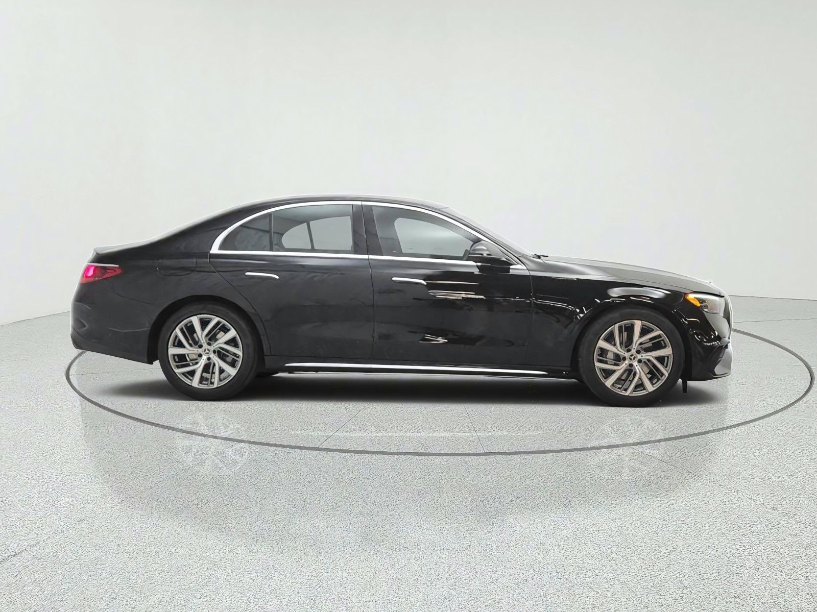 New 2027 Black Mercedes-Benz E 350 RWD Sedan image 4