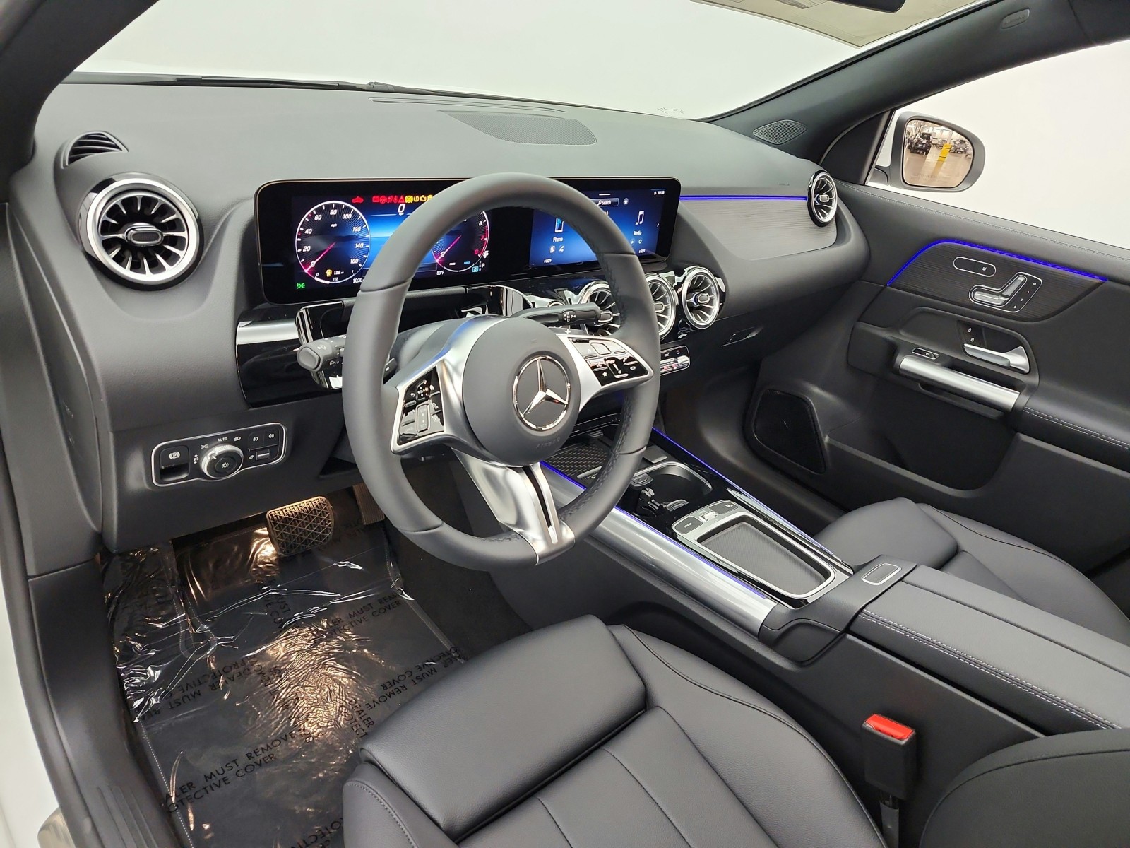 New 2026 Polar White Mercedes-Benz GLA 250 SUV image 9