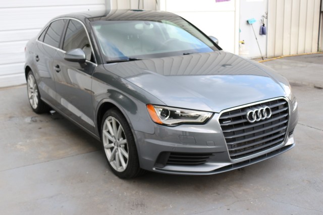 2015  A3 2.0T Premium Plus 33 mpg in , 