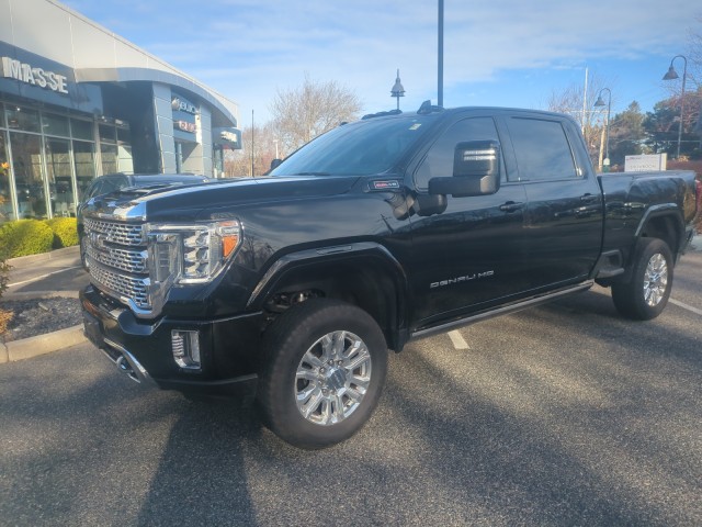 2023 GMC Sierra 2500HD Denali 2