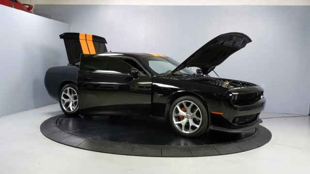 2015 Dodge Challenger R/T Plus 9