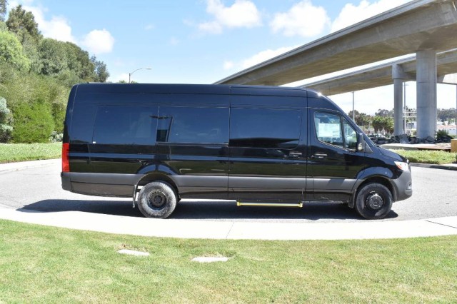 mercedes benz cargo van 2020