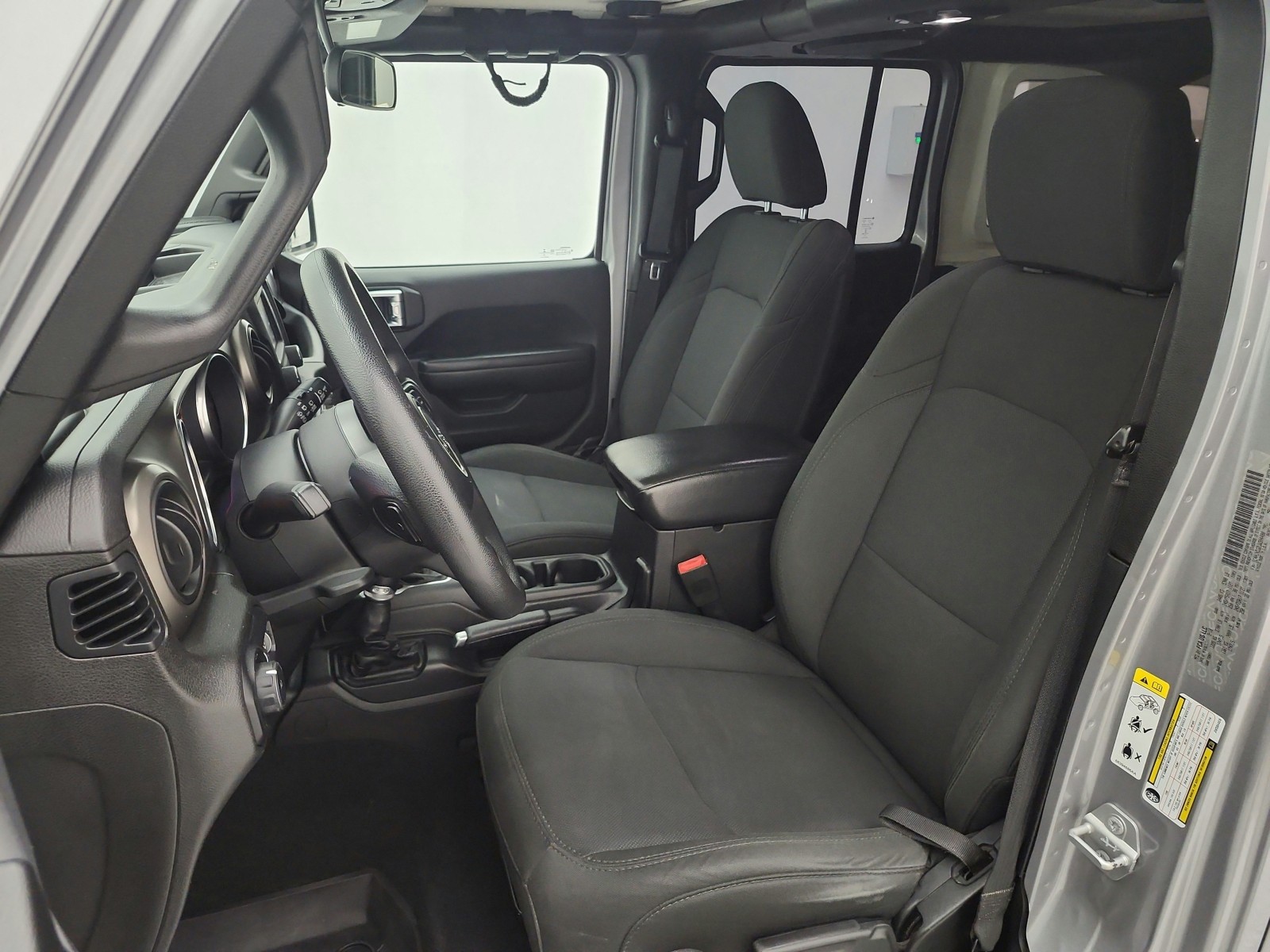 Used 2018 Billet Silver Metallic Clearcoat Jeep Sport 4x4 image 10